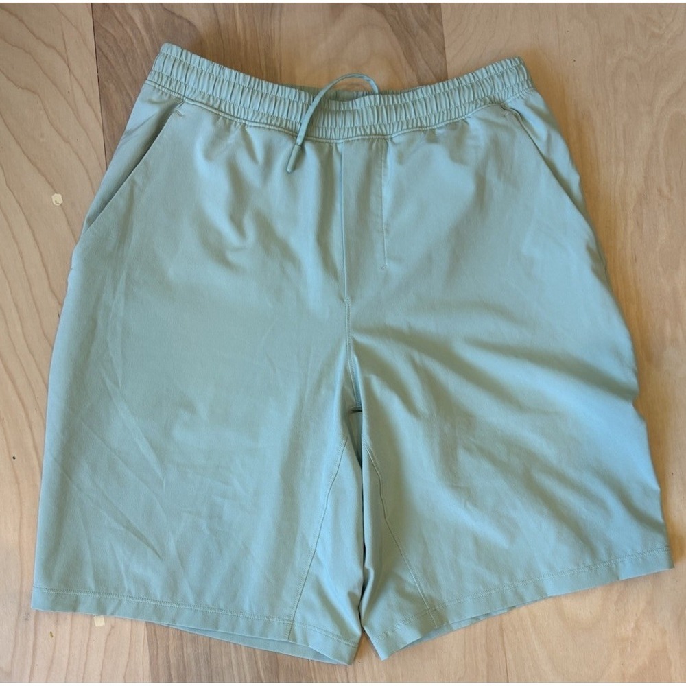 Lululemon Pace Breaker Lined Shorts 9" Activewear Gym Workout Light Green Size S